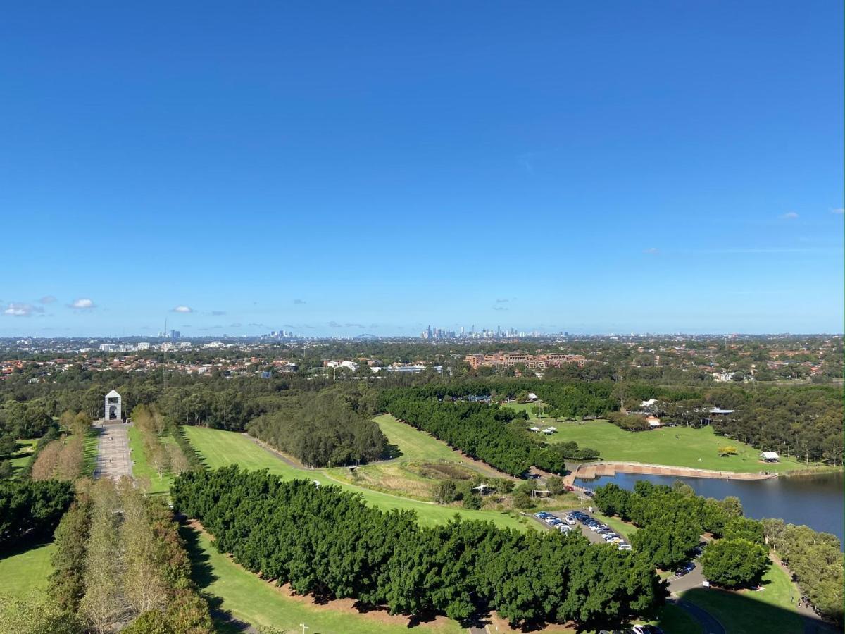 Parkside & City View In Sydney Olympic Park Экстерьер фото