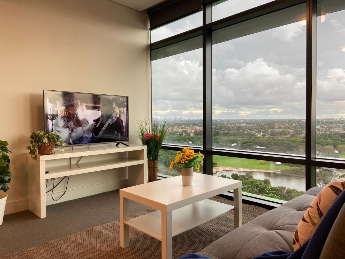 Parkside & City View In Sydney Olympic Park Экстерьер фото