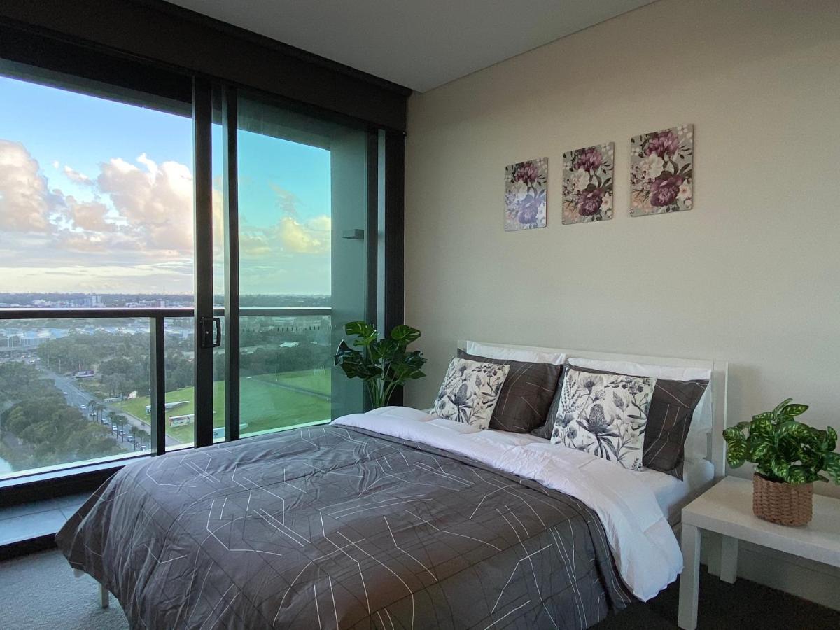 Parkside & City View In Sydney Olympic Park Экстерьер фото