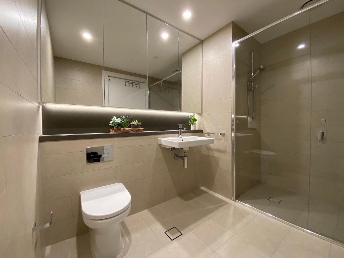 Parkside & City View In Sydney Olympic Park Экстерьер фото